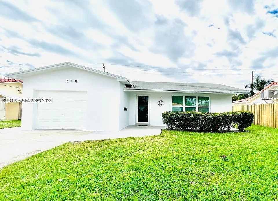 218 SE 3rd Pl