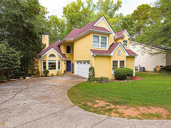 3rd image of 4771 W Lake Dr SE