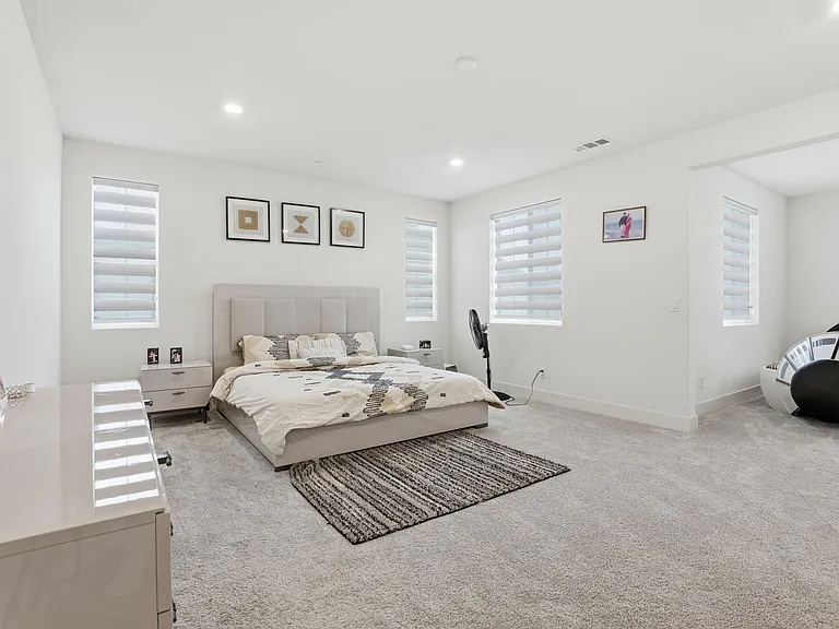 3037 Copley Dr — Photo 8
