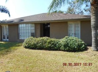 115 Peter Ln, Saint Rose, LA 70087