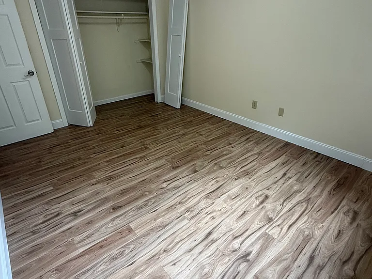 137 W Bridge St — Photo 11