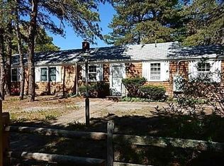 38 Nearmeadows Rd, West Yarmouth, MA 02673