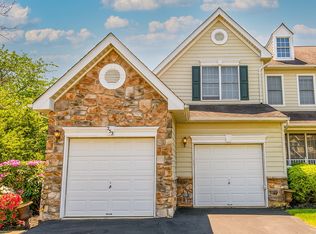 253 Patriot Hill Dr, Basking Ridge, NJ 07920