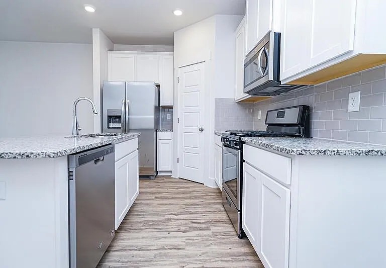 303 Windsinger Ln — Photo 3