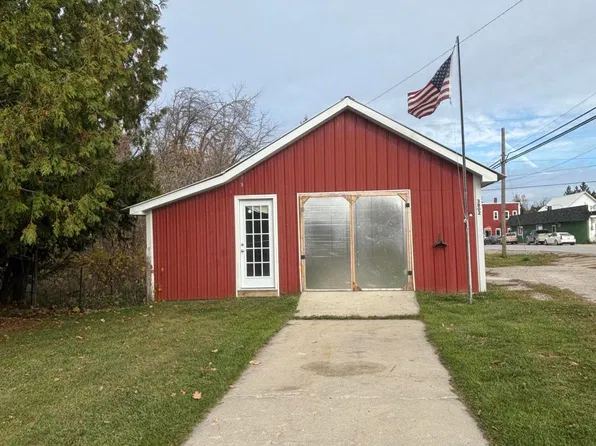 3802 S 1st St, Onaway, MI 49765