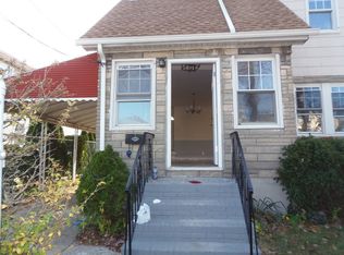 22012 145th Rd, Springfield Gardens, NY 11413