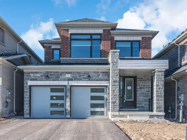 4 Sassafras Rd, Springwater, ON L9X 2C6