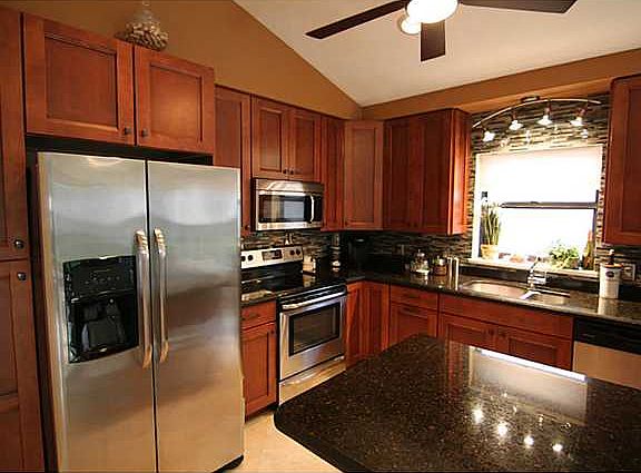 4th image of 2772 SW Mariposa Cir