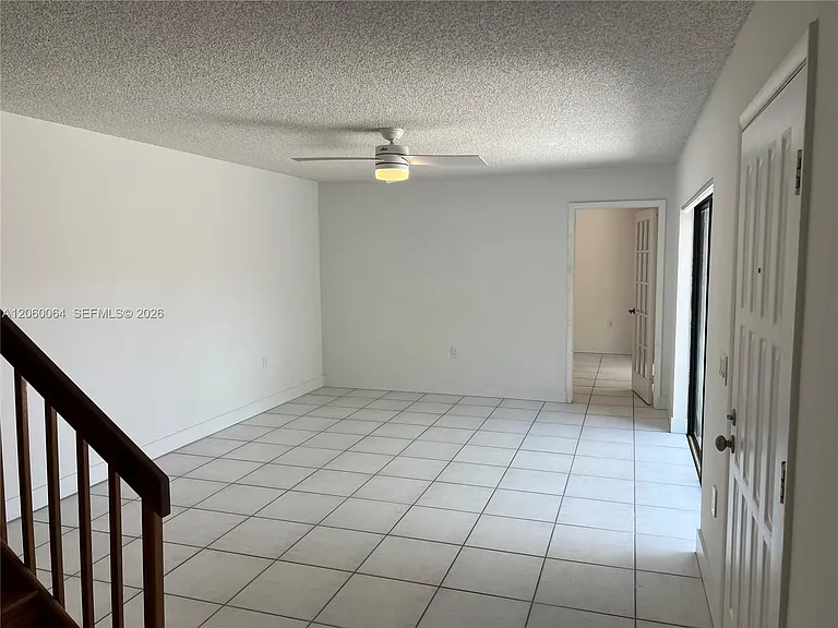 9105 SW 19th Pl #A — Photo 12