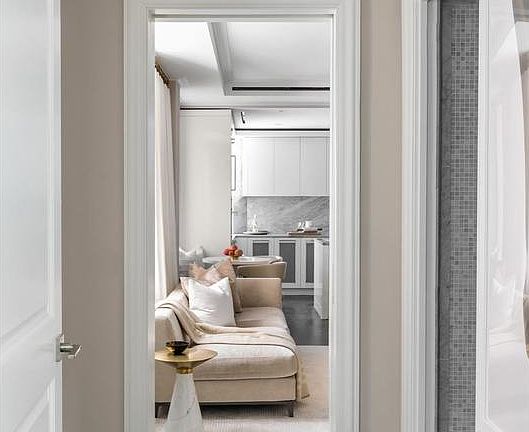 5th image of 344 W 72nd St APT 4B