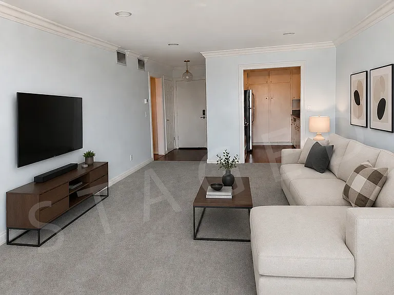 12830 Burbank Blvd #218 — Photo 4