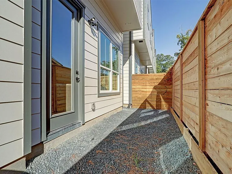 4508 Old Yale St #D — Photo 6