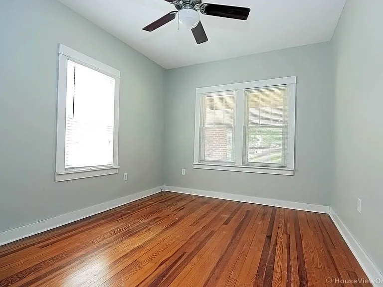 1511 Whitener St — Photo 13