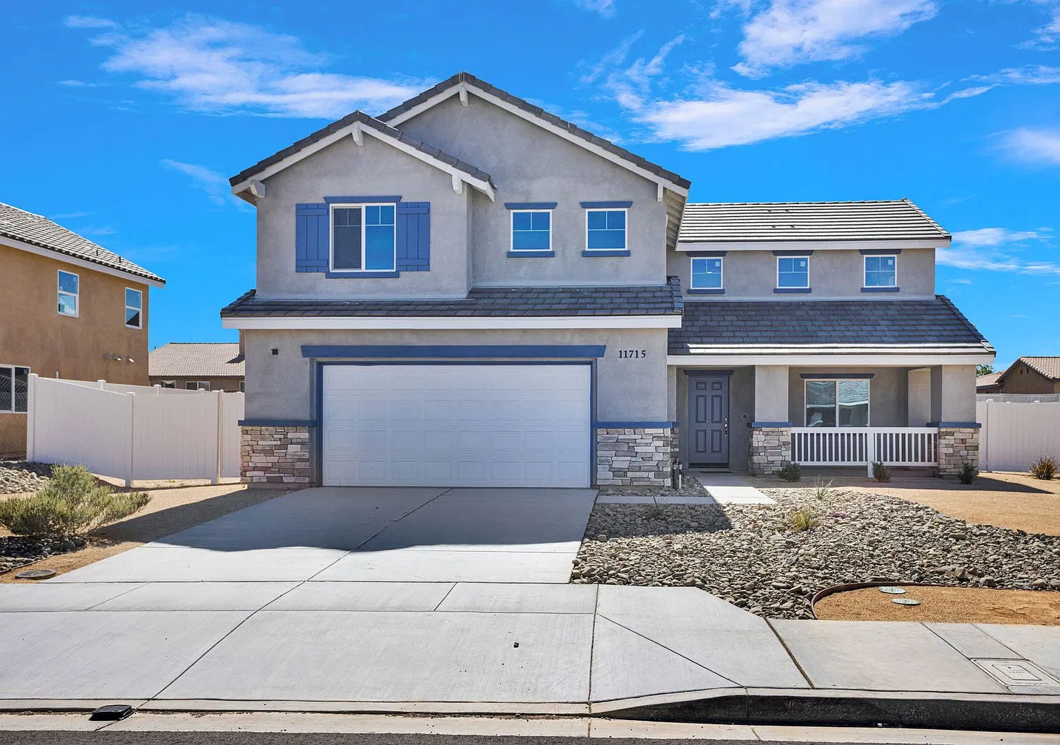 New New New Adelanto Home / 1/2 Off First Month's Rent — Photo 2
