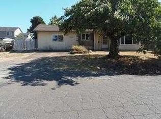 4135 Camellia St, Springfield, OR 97478