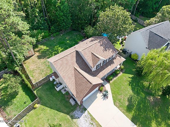 2nd image of 105 Forest Lane