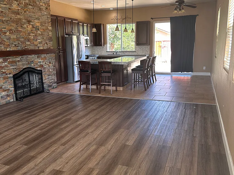 890 Victory Dr — Photo 10