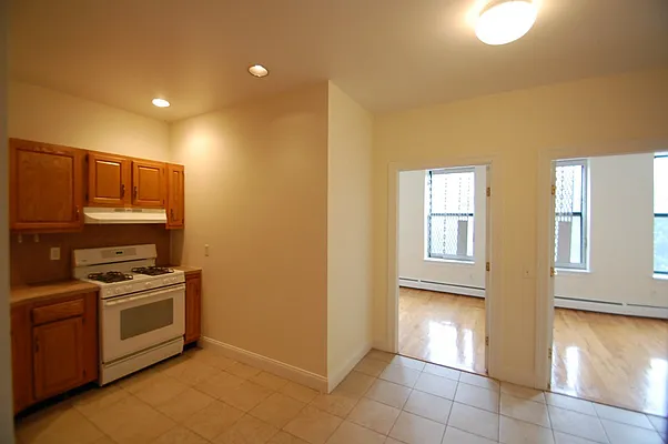 Rented by Bohemia Realty Group | media 9