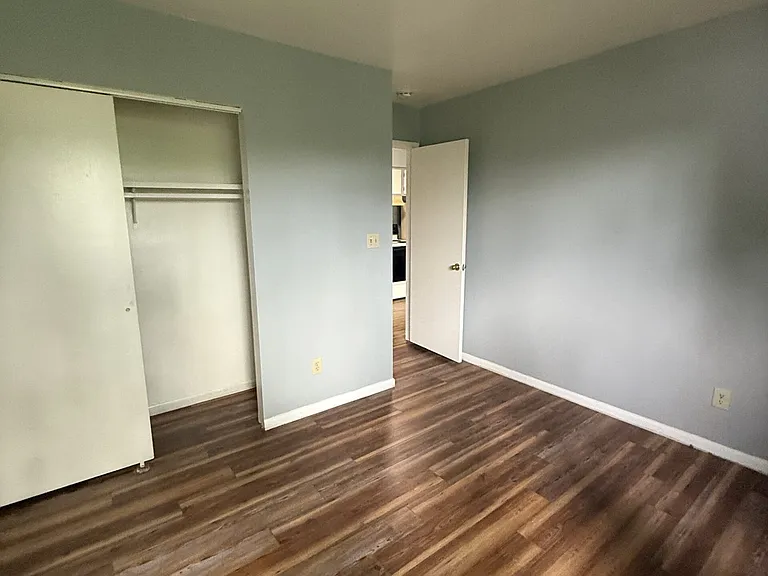 1855 Burnet Ave #40 — Photo 3