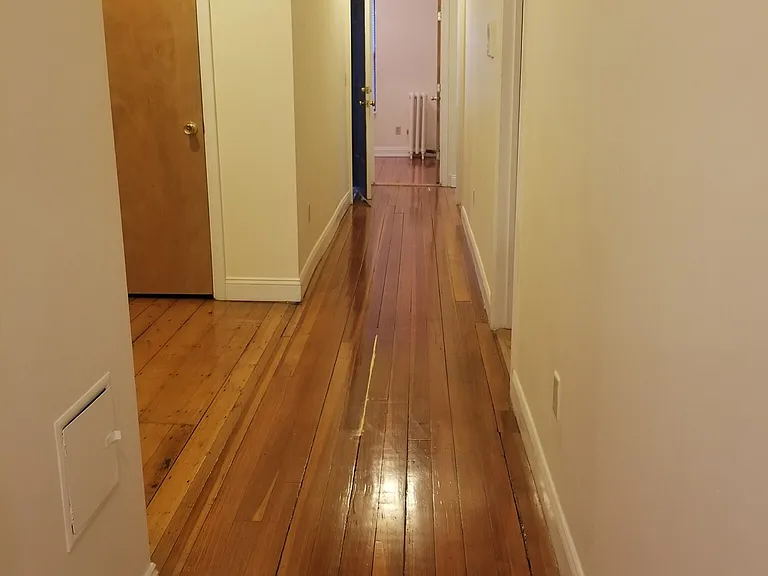 683 Washington St #5 — Photo 9