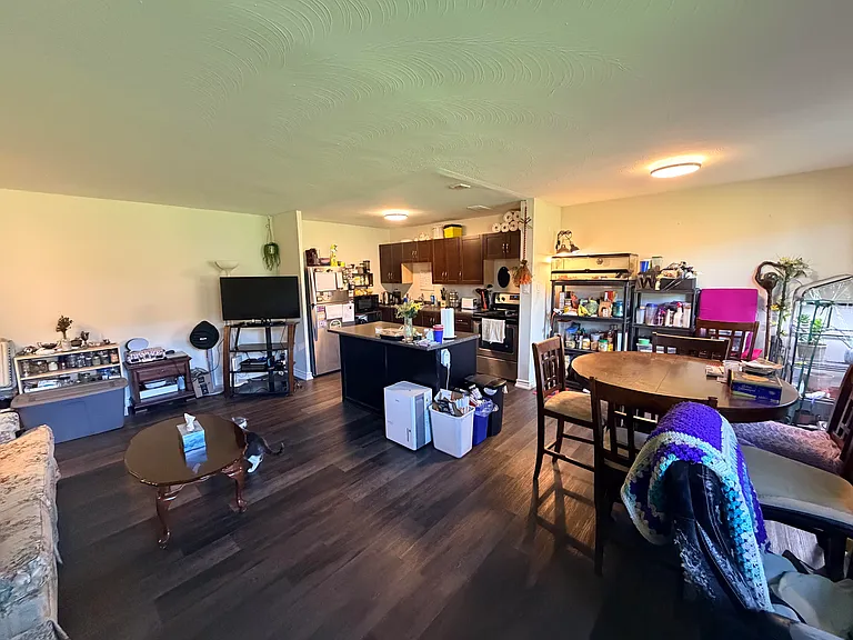 20 Bradmon Dr #112 — Photo 4