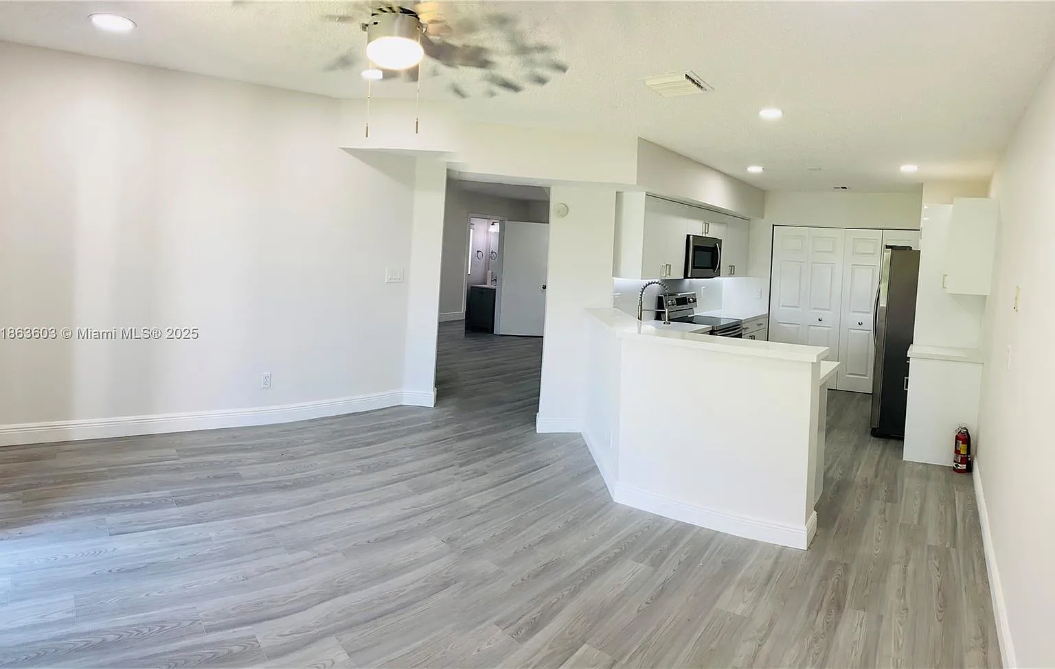 3 bed, 1476 sqft, $3,300 — Photo 3