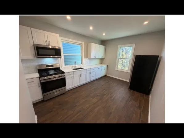 224 N 9th St, Newark, NJ
