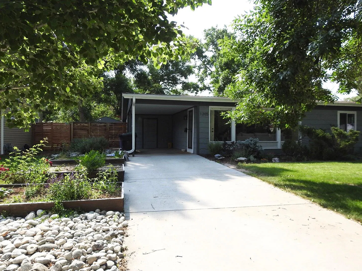 1205 S Fairfax St — Photo 2