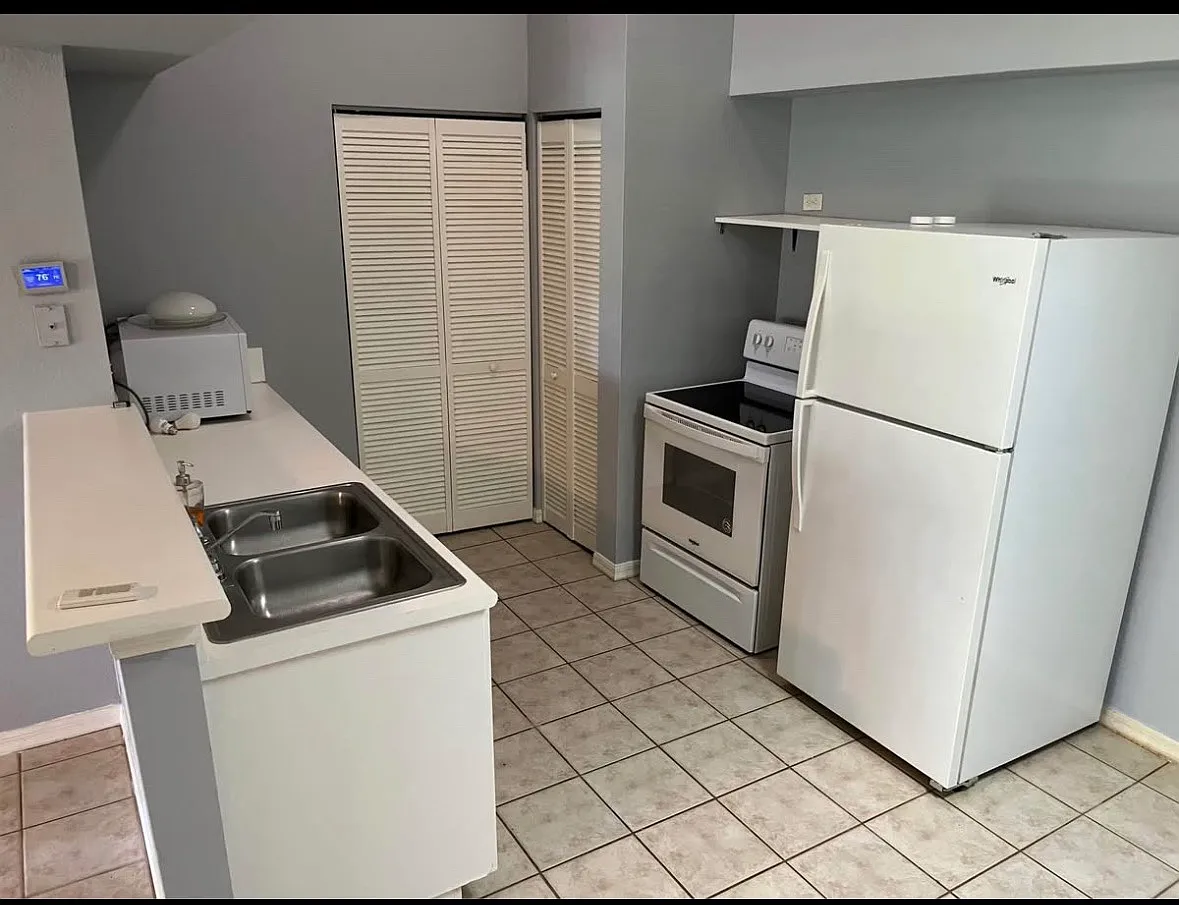 1 bed, 725 sqft, $1,500 — Photo 4