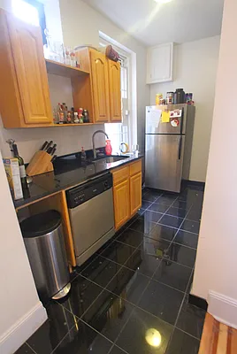 Rented by Jonis Realty | media 6