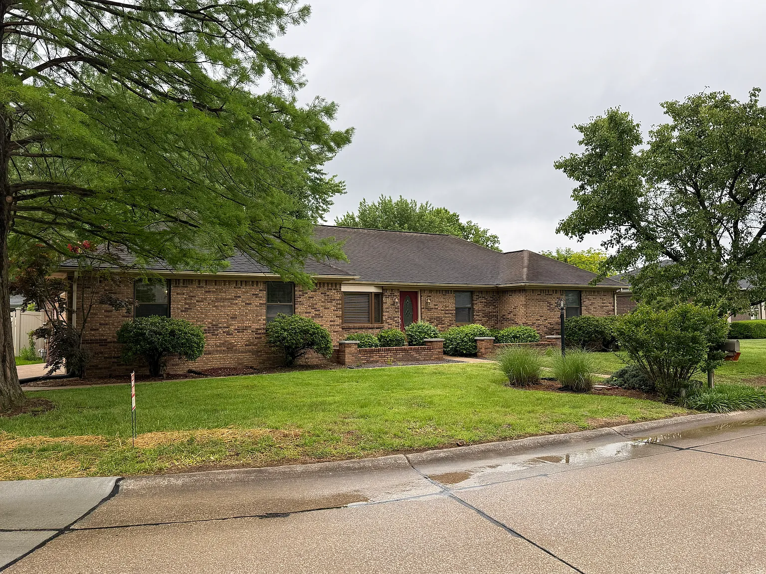 3 bed, 1778 sqft, $2,000 — Photo 2