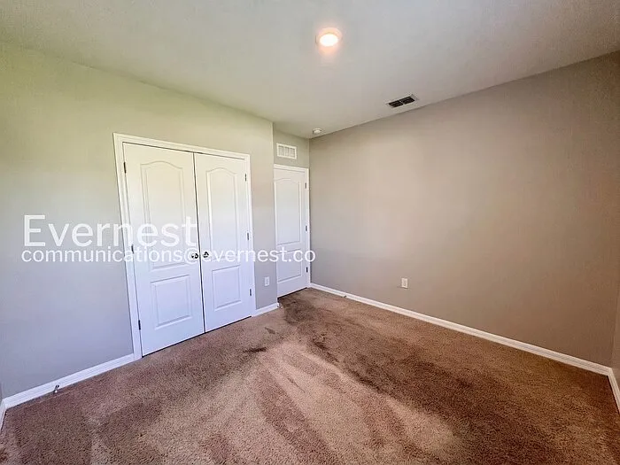 1630 Spray Ter — Photo 13