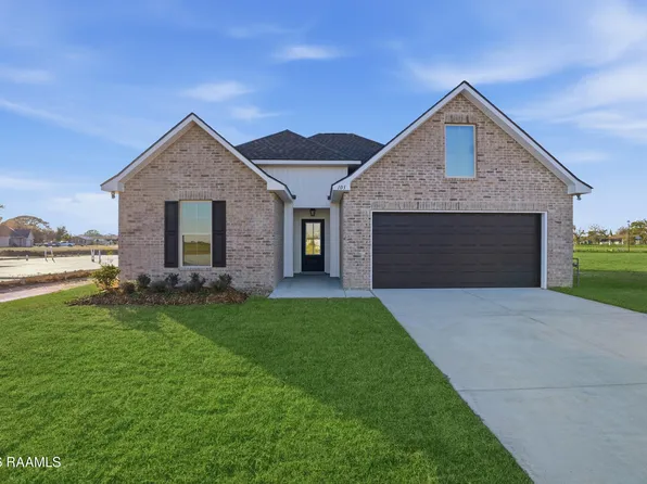 103 Harper Dr, Maurice, LA 70555