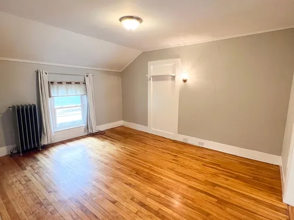 19 Pearl St APT D, Glens Falls, NY 12801