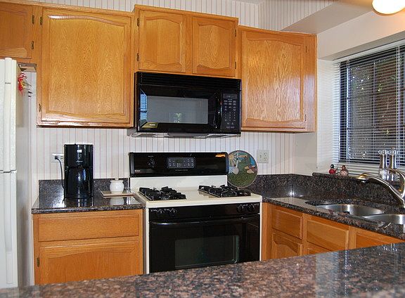 3rd image of 4486 Opal Dr