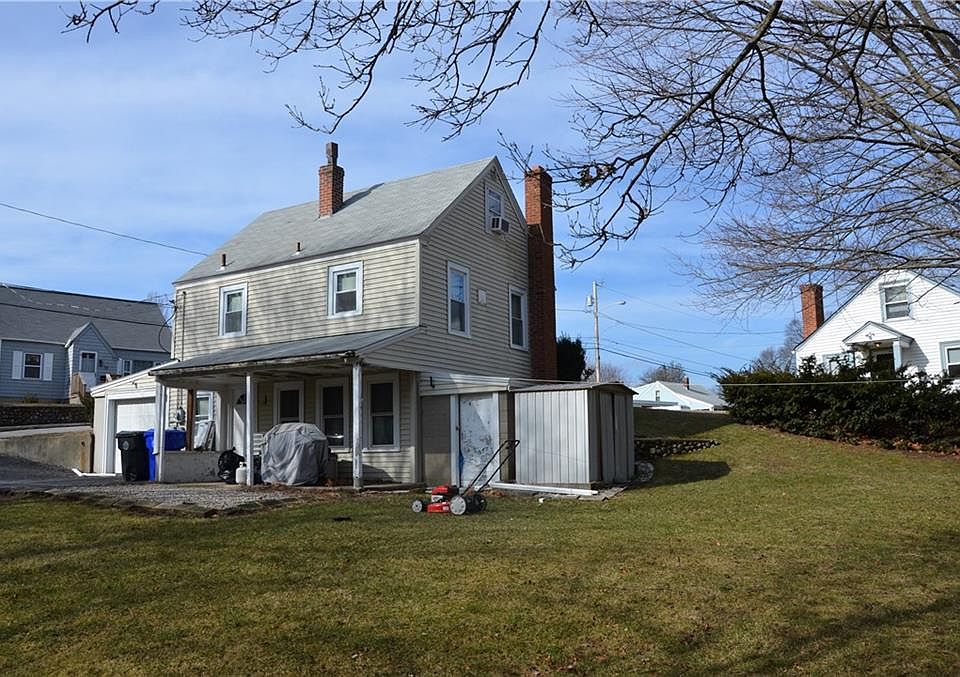 2nd image of 80 Revere Ave
