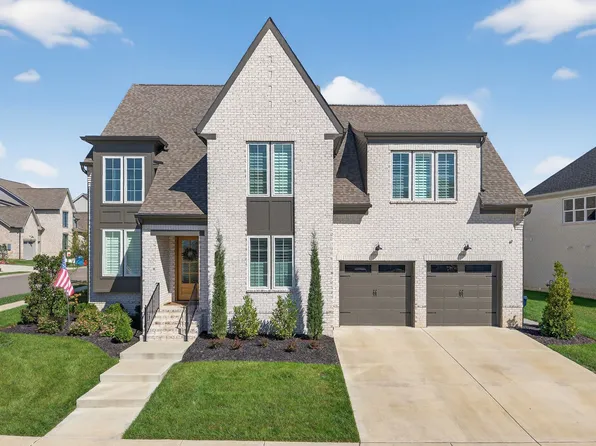 3200 Arundel Ln, Thompsons Station, TN 37179