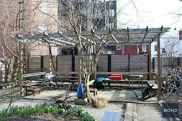 Rented by Bond New York