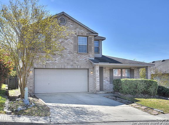 3rd image of 3414 Canyon Maple
