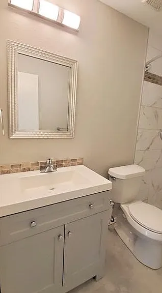 3107 Falkland Rd — Photo 17