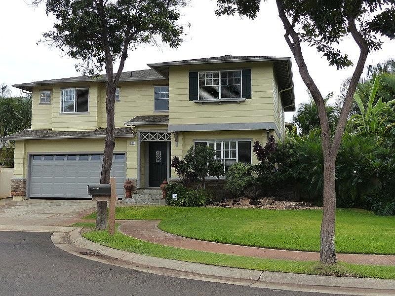 Located in a quiet cul de sac with access to park