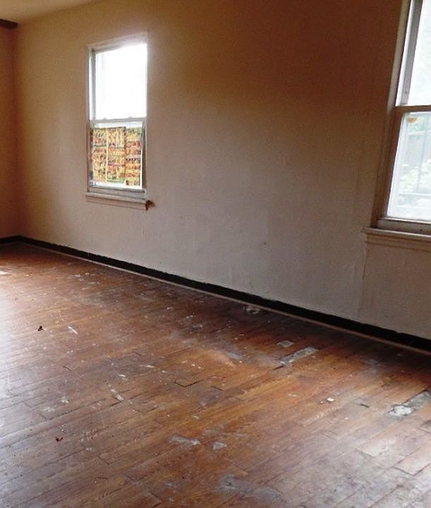 2nd image of 3505-09 W 11th Ave