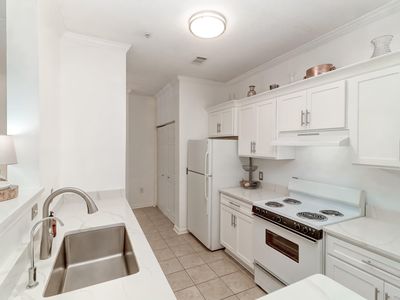 45 Sycamore Ave APT 716, Charleston, SC, 29407