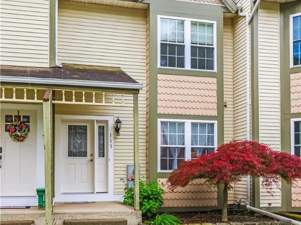 113 Commonwealth Dr, Bethlehem, PA 18020