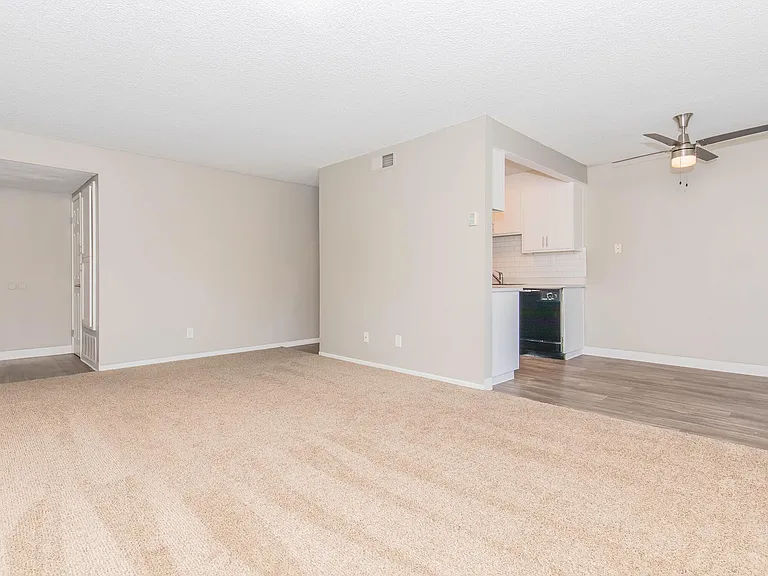 The Dylan Apartments — Photo 56
