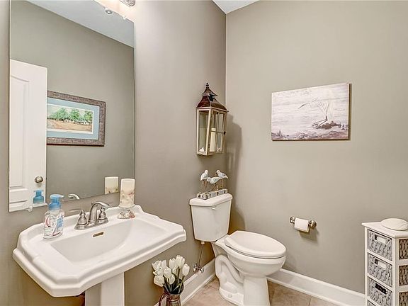 4th image of 96189 Stoney Dr #1702