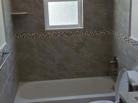 2nd image of 11829 201st Pl Floor 2