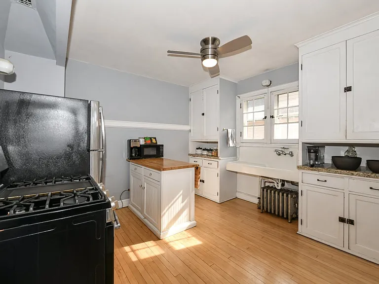6811 Aetna Ct — Photo 19