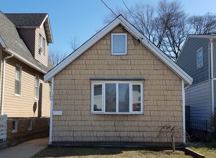 1st image of 140 Arcadian Ave