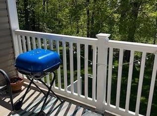 8 Gloria Ct, Tinton Falls, NJ 07724
